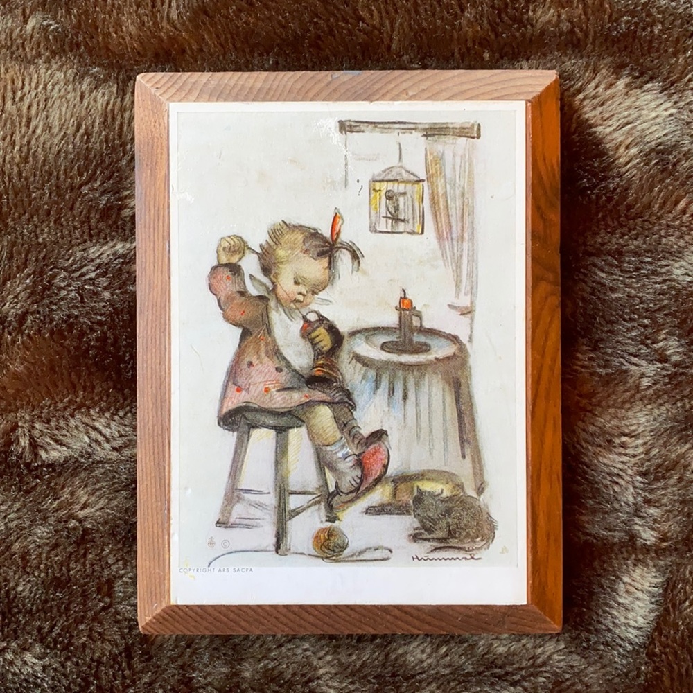Hummel Print on Wood Plaque 5-3/4”x4”‎ Art Products